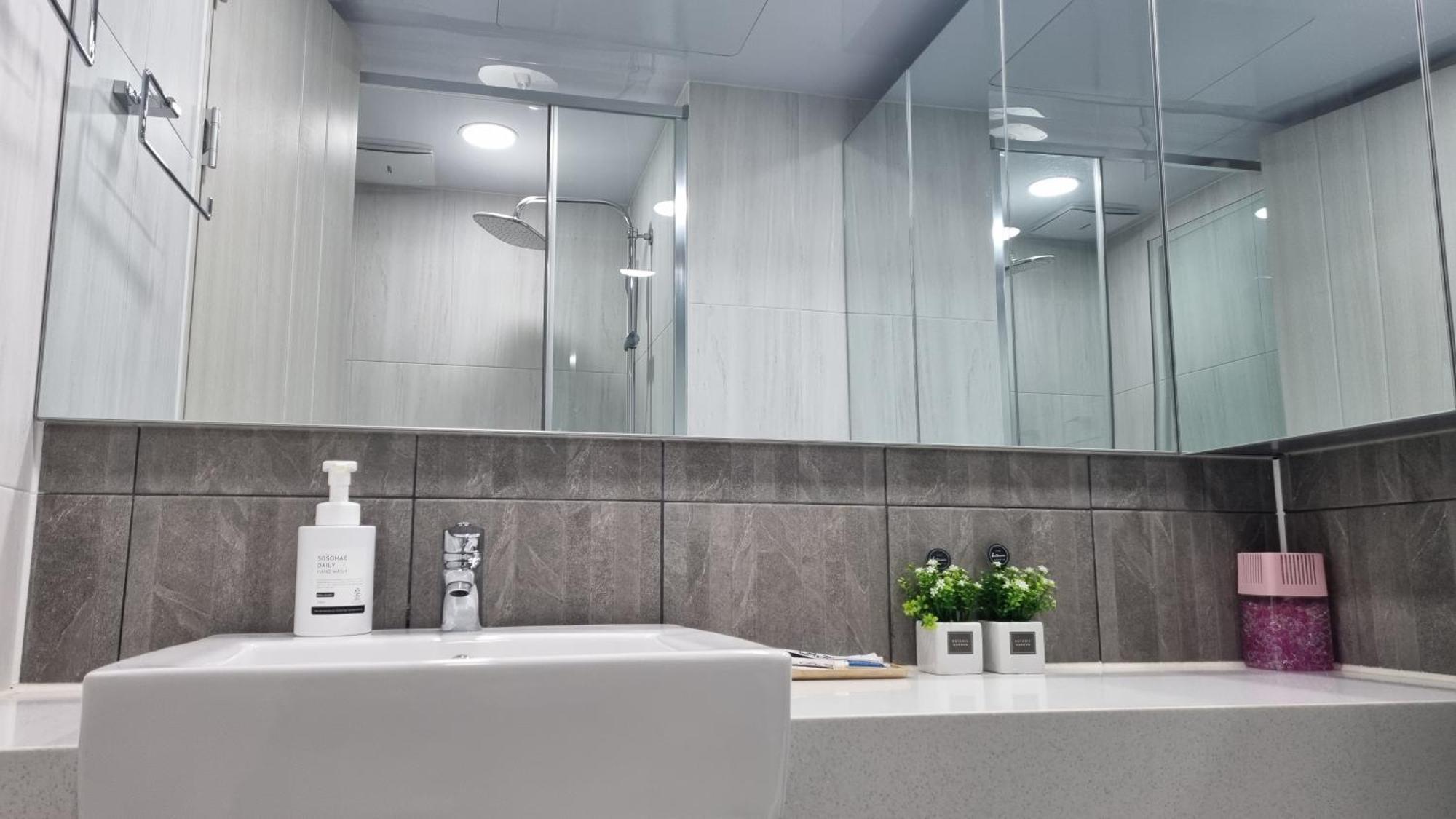 Daegu Starb&B Dsr Hotel Mia Guestroom Стая снимка